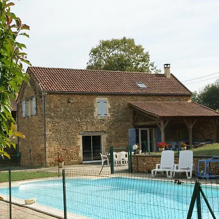 Spacious In With Swimming Pool * Besse (Dordogne)